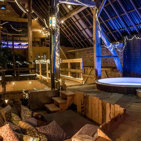 Grange Du 19eme Avec Wellness Hotel